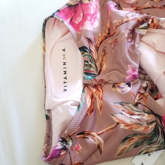 🍒NWT🍒 SEXY VITAMIN A ONE PIECE SWIMSUIT - Picture 8 of 9